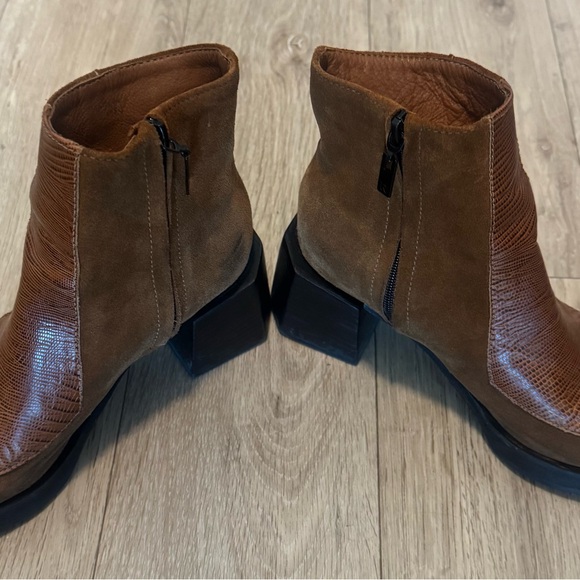 Rotunda Arge Block Heel Boots | Camel Suede + Embossed Leather | Size 7 US 37 EU - Picture 3 of 13